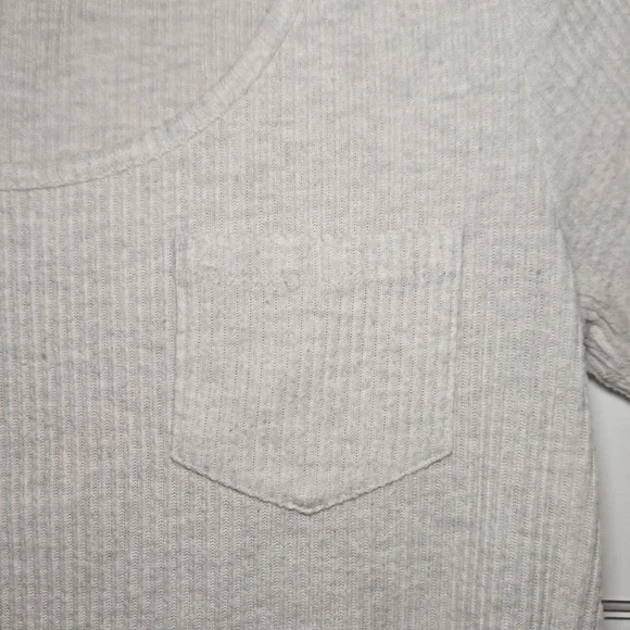 Lucky Brand Pocket Tshirt - Picture 4 of 5